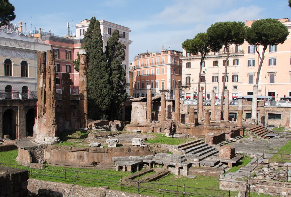 This basic technology—foundations & walls in squared stone blocks, wooden framework supporting terracotta rooftiles and decorative elements—continued to be used for temples and other public buildings in Rome for many centuries (~6th-1st c. BCE), adding new tuffs and travertine.