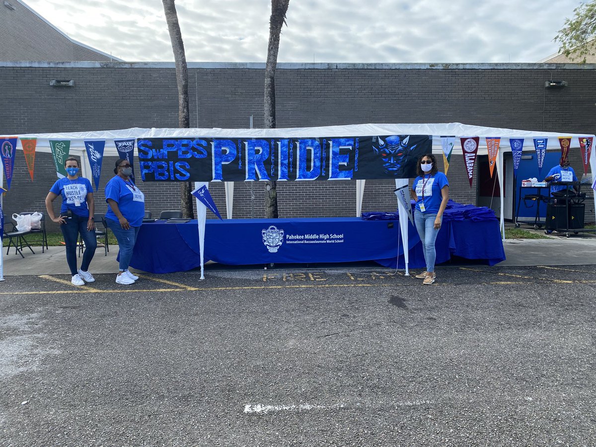Eunice Vivar (@schoolcounsev) on Twitter photo #CollegeSigningDay <a href="/Pahokee_MSHS/">Pahokee_MSHS</a> what a great day for seniors! <a href="/561Sdpbc/">Keith Oswald</a> <a href="/GFsheffield/">Glenda Sheffield</a> #CollegeSigningDay <a href="/Pahokee_MSHS/">Pahokee_MSHS</a> what a great day for seniors! <a href="/561Sdpbc/">Keith Oswald</a> <a href="/GFsheffield/">Glenda Sheffield</a>