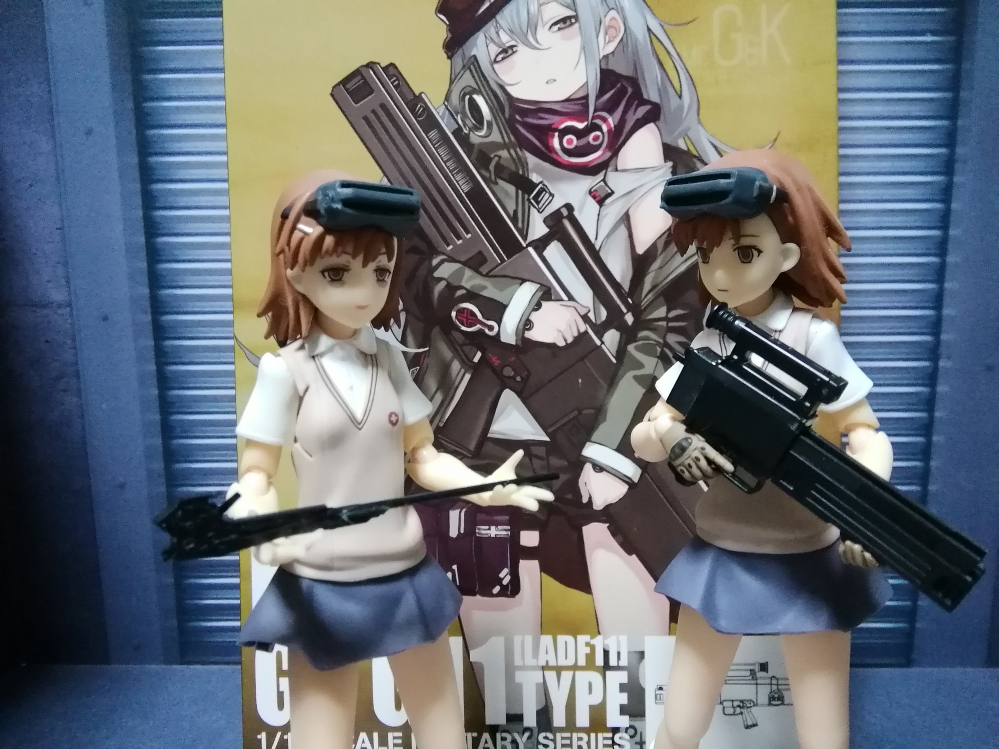 くまのズーさん Hkのg11 仮組してみたけど普通にカッコイイ しまった 人数分買っておくべきだった お題 ゲーム ドールズフロントライン 深夜の小武器庫部 リトルアーモリーを装備 T Co Vinzmlt3ck Twitter