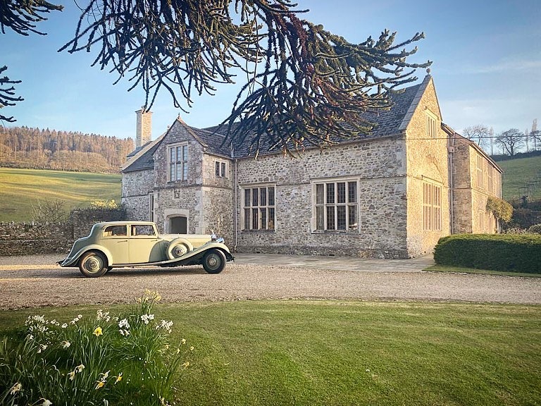 WidworthyBarton's tweet photo. Our single household family came with an extra special guest last week.  Meet “Lucy” a beautiful and elegant 1934 Rolls Royce Phantom II Continental and what a lovely sage green colour she is!
https://t.co/xIGQlCdzeP
#rollsroyce #vintagecars #vintagecar #rollsroycephantom https://t.co/X9yrEYgnOs