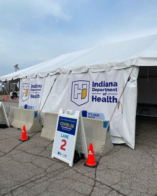 DelawareCoEM's tweet photo. A drive-through COVID-19 vaccine clinic is coming to Muncie!  
WHAT:  IDOH Drive-Through COVID-19 Vaccine Clinic
WHEN:  Tues, May 4th - Thursday, May 6th from 9am-6pm daily
WHERE:  Delaware County Fairgrounds
Register at https://t.co/ndKzFEM38I Walk-ins also available https://t.co/5P2IwmgGr2