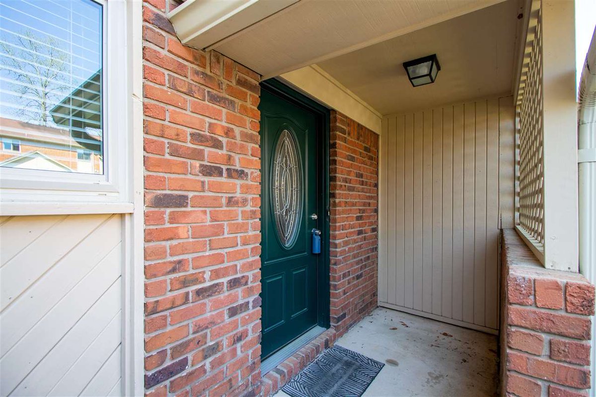 CBHartung's tweet image. See a virtual tour of one of our newest #listings 3207 E Shamrock # 21 #Tallahassee #FL  tour.corelistingmachine.com/home/ACYDN9