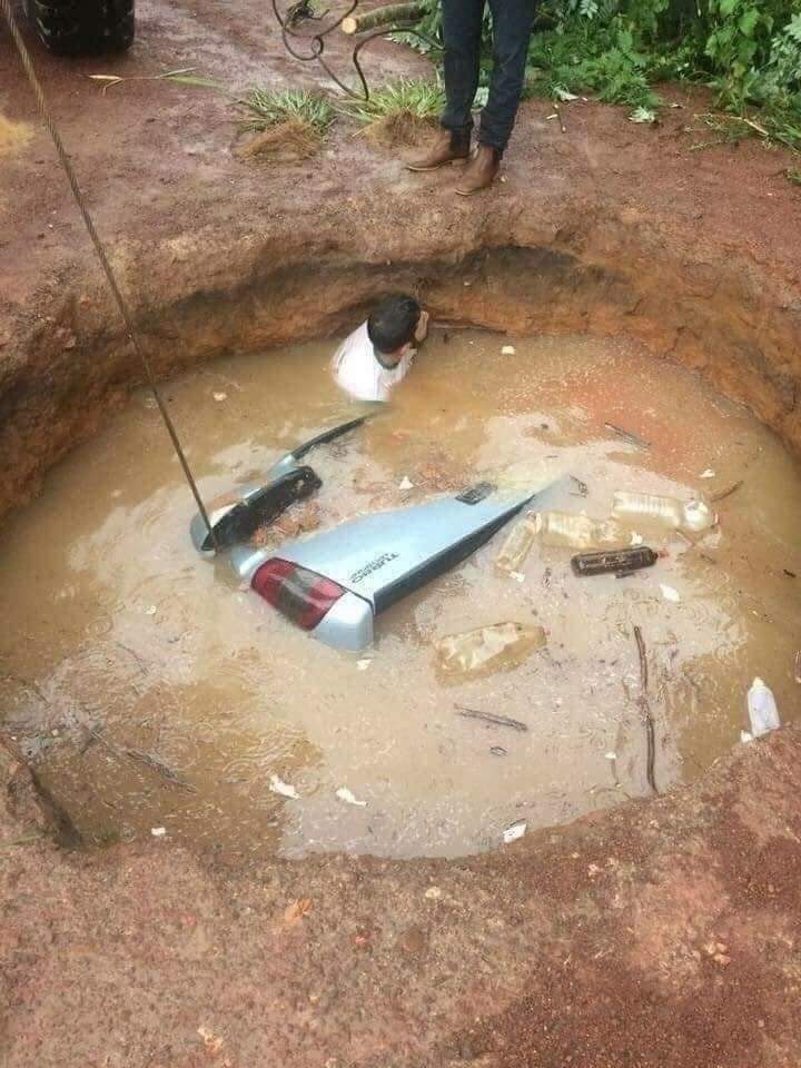 anggaschr's tweet photo. Kirain cuma genangan https://t.co/brwqdb9Ij1