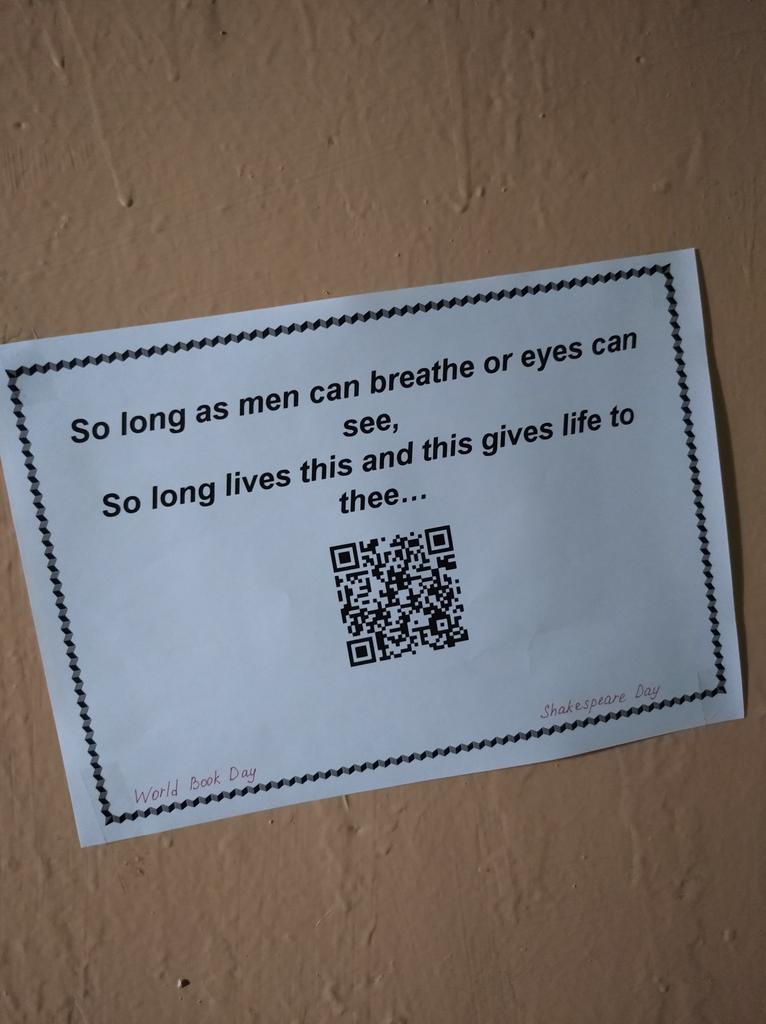 Сегодня в школе был очень интересный и познавательный день!!! Сначала благодаря учителям английского языка ребята узнали много нового про У. Шекспира. А затем благодаря  <a href="/citLIDER/">Лидер</a> учащиеся 11 и 8 классов участвовали в интеллектуальной игре "Что? Где? Когда?"