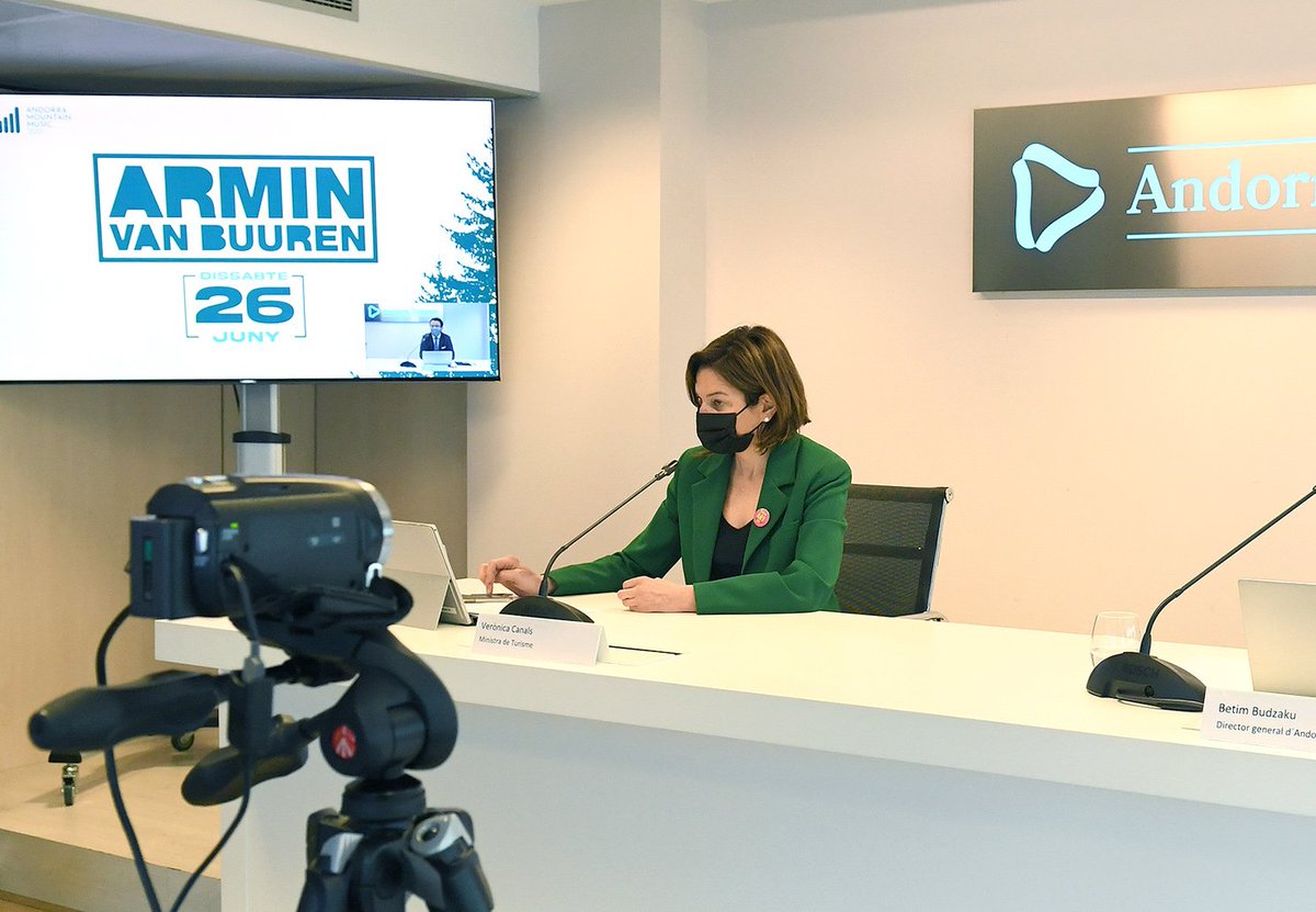 Aquest estiu tenim l'agenda plena. Avui hem presentat el cartell de l'Andorra Mountain Music 2021. Barreja de música pop i electrònica amb artistes internacionals com David Guetta i Armin Van Buuren. L'espectacle es situarà en un entorn de muntanya
<a href="/GovernAndorra/">Govern d'Andorra</a>