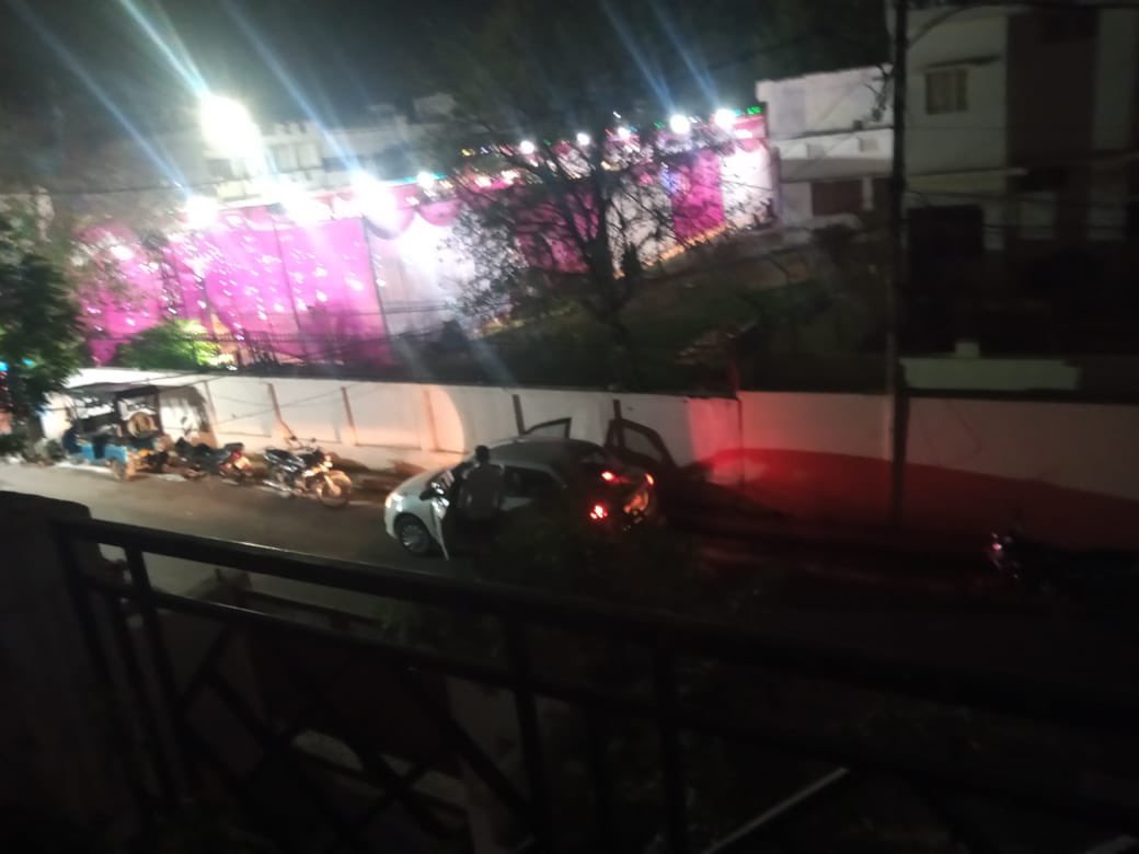 anindoroydas's tweet image. Marriage function being held at the park of Rabindra palli residential colony. Function continues post 8pm. @lkopolice @myogiadityanath @navneetsehgal3 @adgzonelucknow @DMLUCKNOW2