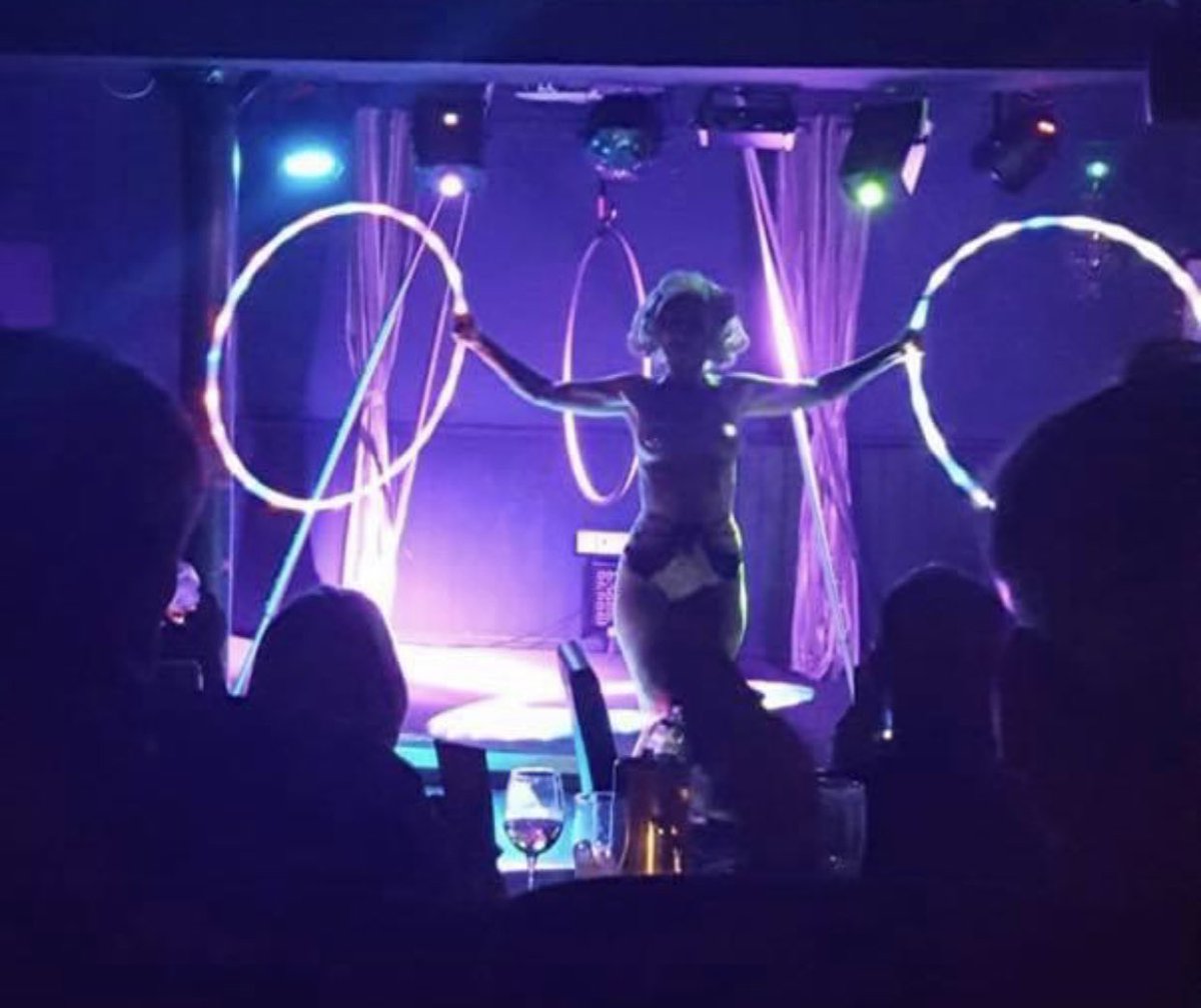 We will be back on Saturday 3rd July , nearly sold out 😍 so happy to be able to work again and so grateful you lot want to come and watch us :) #showlesque #dinnerandshow #brighton #cabaret #burlesque #thewalrusbrighton