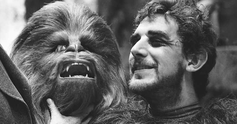 RT @sw_holocron: Peter Mayhew passed away on this day 2 years ago. May the Force be with you. https://t.co/jmCI6fiotv