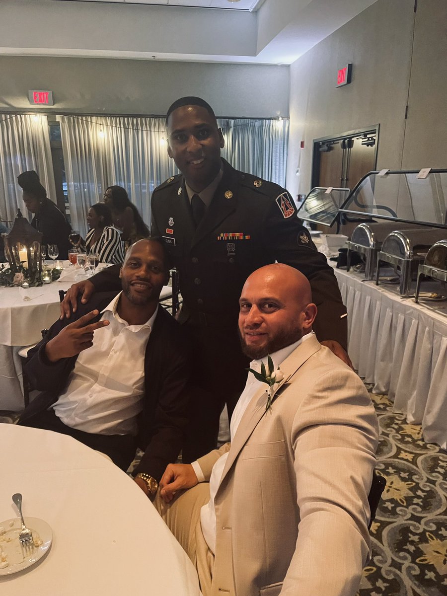 Congrats to the newlyweds‼️<a href="/CoachMikeDunn/">MIKE DUNN</a>