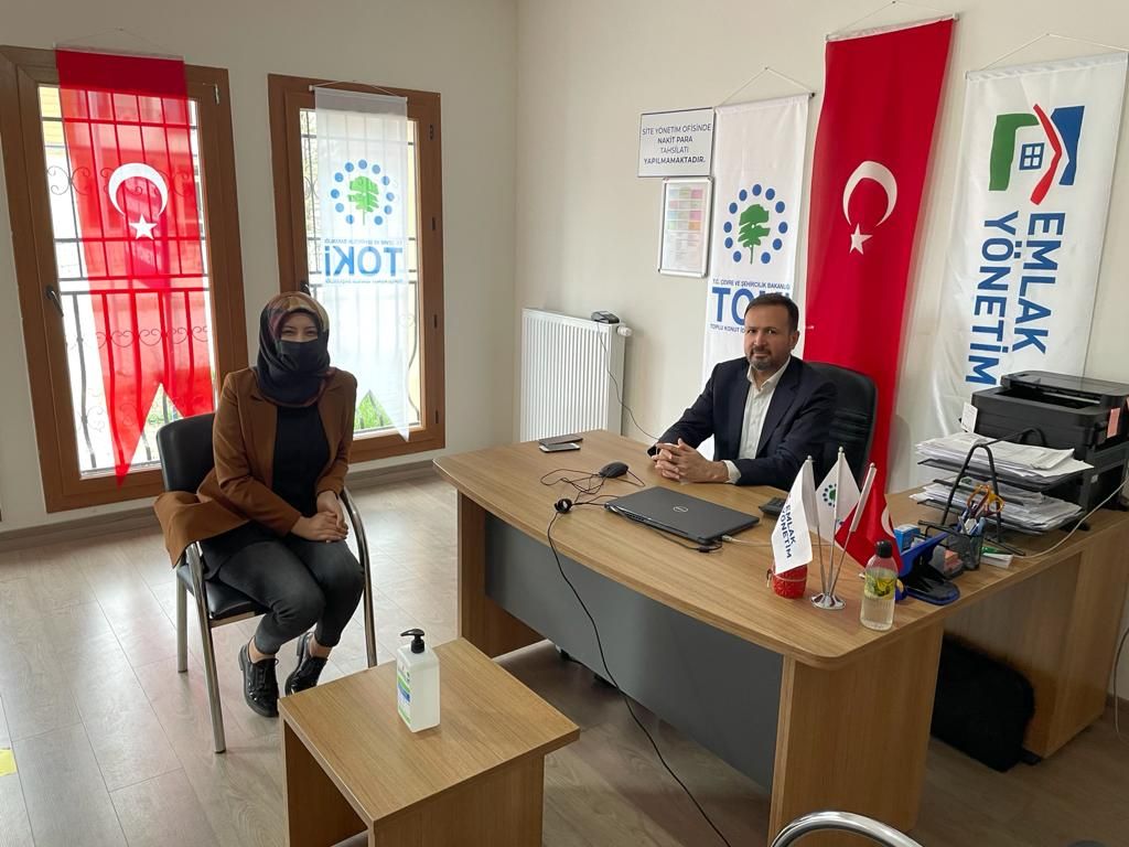 EmlakYonetim's tweet photo. Emlak Yönetim AŞ Genel Müdürü Ayhan Karaca’dan Elazığ TOKİ projelerine ziyaret.

Haberin Devamı: https://t.co/F410mwqcRv https://t.co/Dq2eZPCBi0