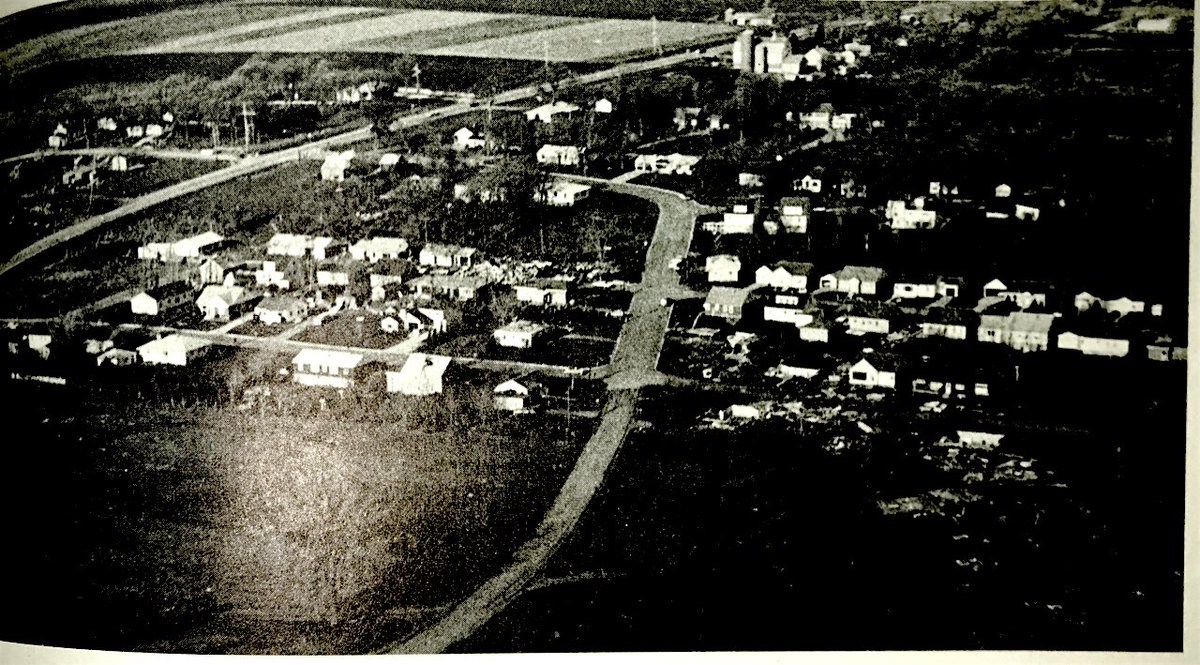 The 3rd F4 tore through Albert Lea and rural areas. 10 homes were leveled in town while 6 farms were leveled outside of town. 5 people were killed by this tornado. (5/6)