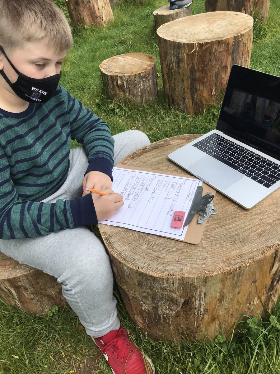 Interviewing a classmate for our biography reports! ✏️ Can’t wait to read them. 📖 #happyhillendale #thirdgrade