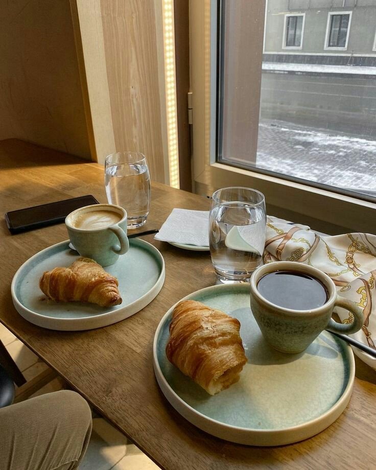 shewearprada's tweet image. Sunday at home.