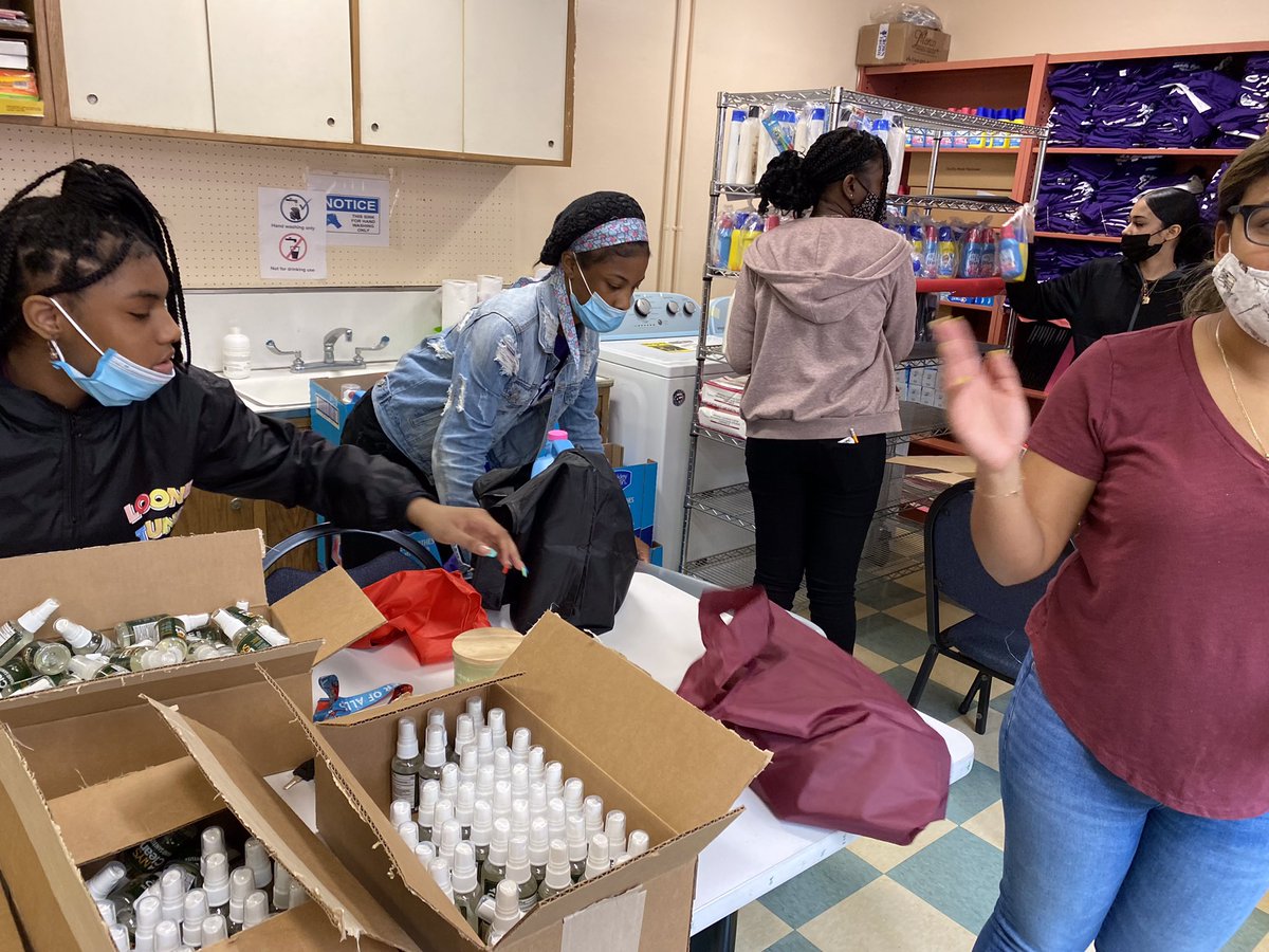 JHS 292 Margaret Douglas tweet media