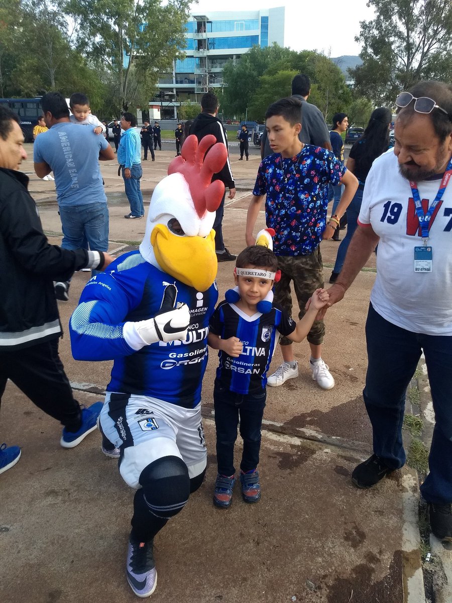 danielpinab's tweet photo. @Club_Queretaro Mateo es gallo desde la cuna! #FelizDíaDelNiño https://t.co/2i7QzkCZFh