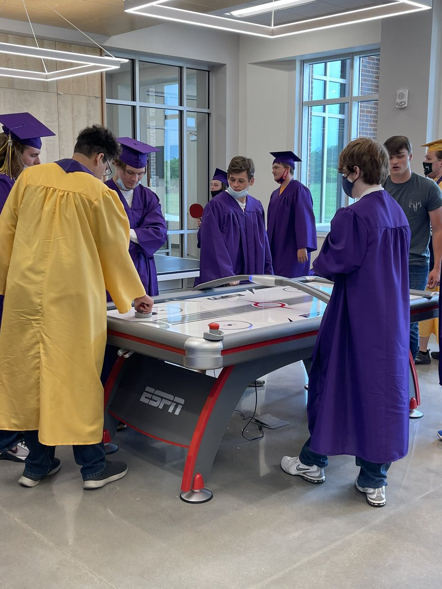 Many thanks to the folks at Tennessee Southern for hosting a tour for our senior class today <a href="/lchs_co2021/">LCHS Class of 2021</a> <a href="/brianporter1717/">Brian Porter</a> <a href="/LCSSDirector/">Michael Adkins</a>