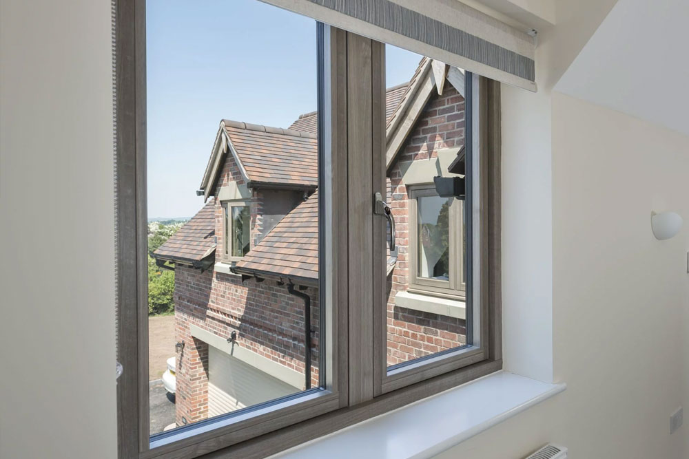 Residence2 - The architectural highlight of Alternative to Timber. With flush external sashes, stylish square internal detailing, Residence2 provides bold and modern Modern Aesthetics suitable ideal for new build and period properties. See more online alternative2timber.com/residence-2-wi…