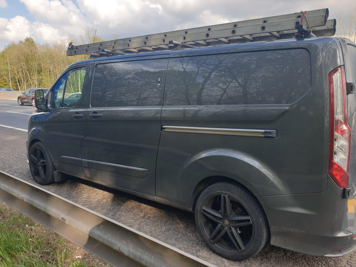gmptraffic's tweet photo. Joining the  m60 motorway from the M602, the driver of the Transit was too busy texting to see the traffic car.. . Directly beside him 🤦‍♂️ stopped by #XT14 and TOR issued #wrongfortheroad @NWmwaypolice https://t.co/ONPamvAjwy