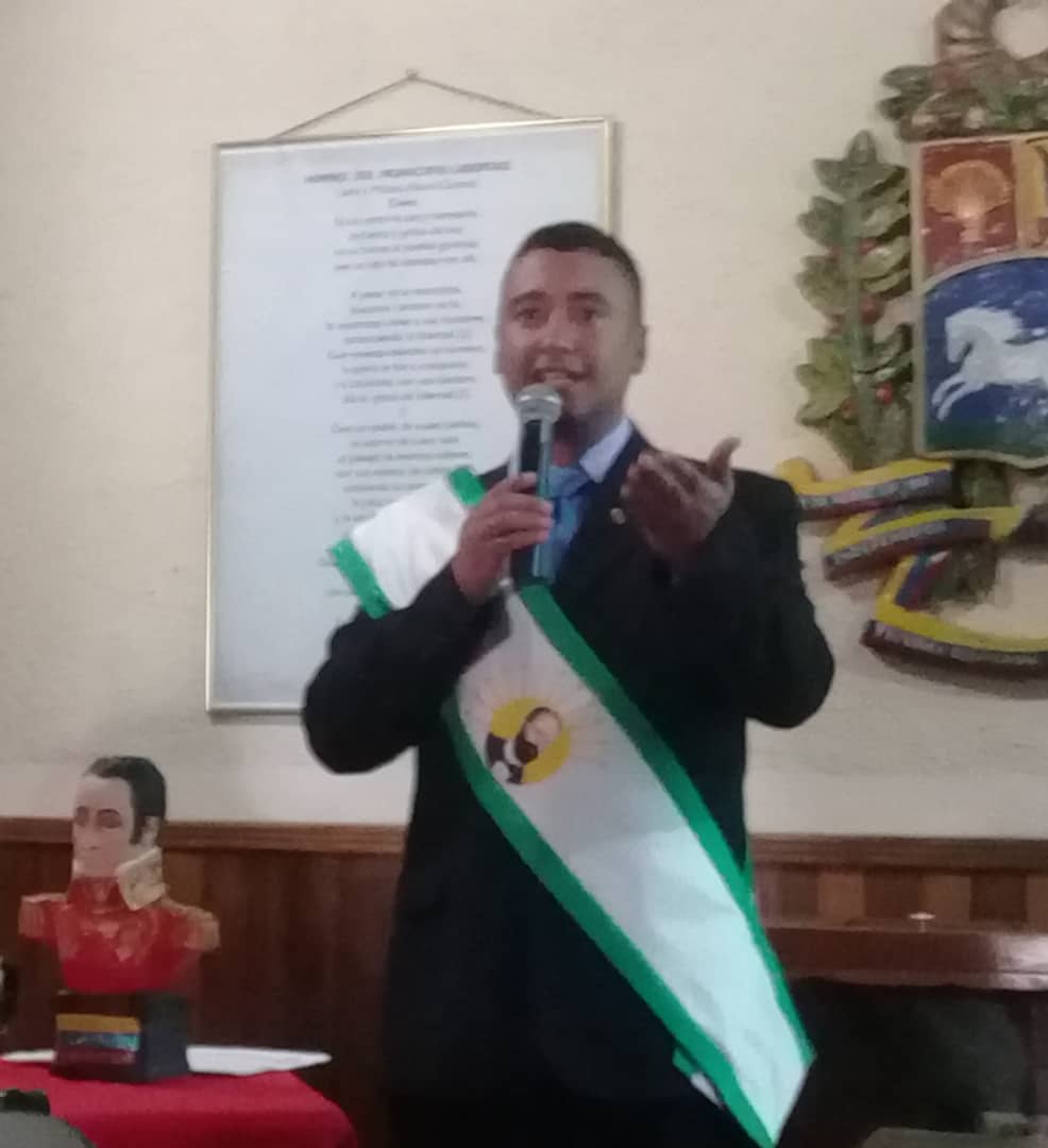 🗓️ #DeInteres Hoy a las #2:00 p.m. desde la #plaza Bolívar de Capacho Viejo el alcalde Rogelio Ontiveros <a href="/ontiveros27/">Rogelio Ontiveros</a> entregará su Memoria y Cuenta #2020. 
Habrá actos culturales con diversos bailes en el marco del #Dia Internacional de la Danza. #BeatoDelPueblo <a href="/Juntosxtachira1/">Juntos por Táchira</a>