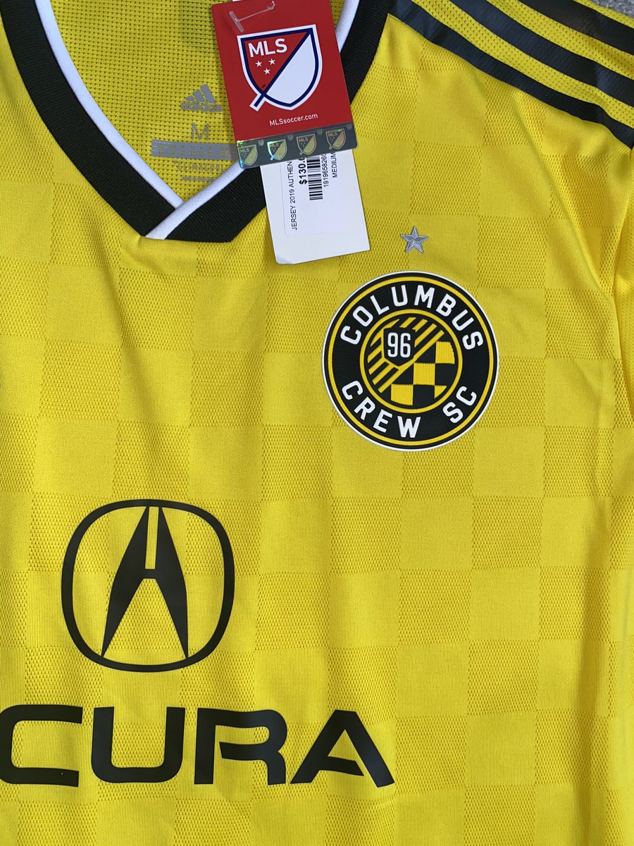 MyFootballShir1's tweet photo. No. 001

It’s Friday. It’s bank holiday weekend. Summer vibes.☀️🌞

🟡⚫️19/20 Player Issue Columbus Crew Home Shirt.🟡⚫️ https://t.co/7S8PQzpeS1