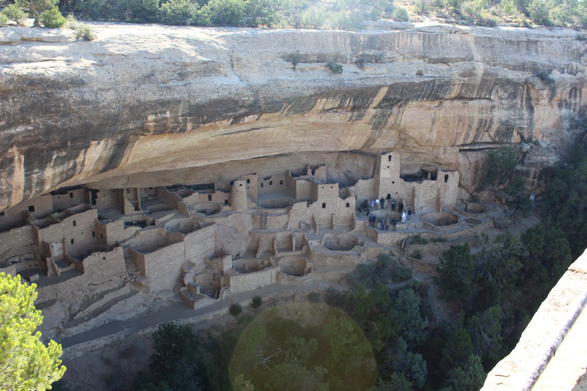 Can I... can I do a picture thread? I can because it's my own timeline. Who wants some NP photos?Mesa Verde was a bucket list item for me to go see  https://twitter.com/NatlParkService/status/1388170782229110784