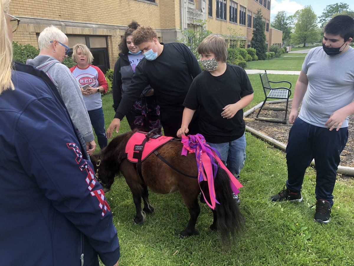 RiseBoone's tweet photo. Thank you @Boone_County for making this happen for our students❤️The smiles and laughter are awesome #WeRRise #BooneNation https://t.co/hc95fud7O2