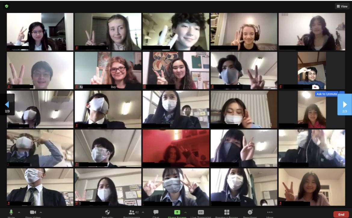 OCDSBISP's tweet photo. ICP students from @ocdsb schools meeting with Osaka-Gakugei students as part of our ongoing eExchange. The Osaka-Gakugei students are planning to come to Ottawa in July. #studyabroad #studyottawa @capsiacepi @OASDI_AOCSI https://t.co/NBwBQQcga5