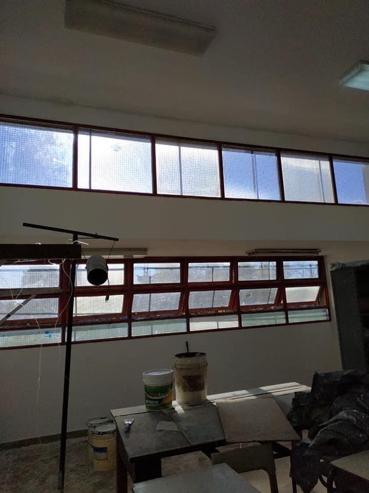 montevideoy11's tweet photo. Avanzan las obras de reparación y puesta en valor en las Escuelas de Arte y Estetica de Berisso. Las imágenes corresponden al sector Talleres y son gentileza del Consejo Escolar de Berisso que lleva adelante los trabajos.

#EscuelasALaObra https://t.co/Db7RvMxZrA