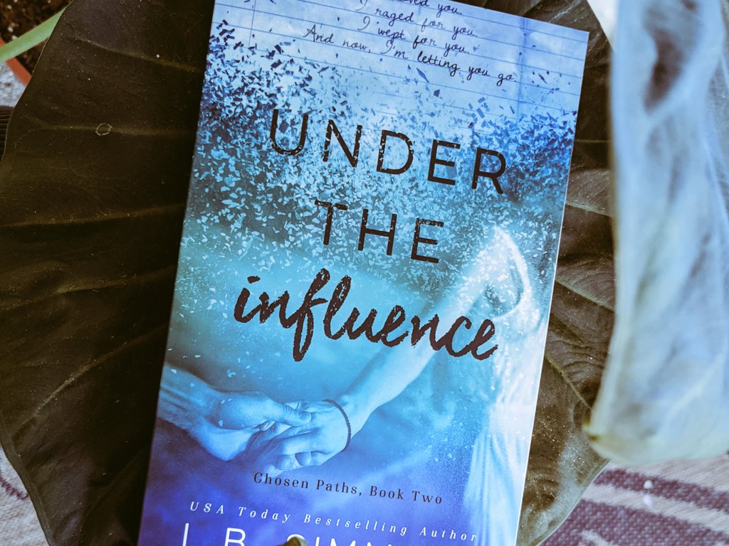 SpencerHillP's tweet photo. Finally Friday! What book are you relaxing with this weekend?

We are finishing off Under the Influence by @lbsimmons33 

#book #amreading #mustread https://t.co/7an5q33uLq