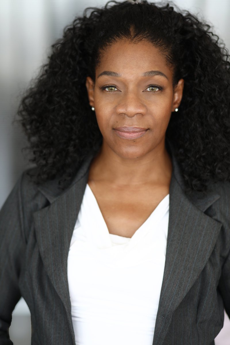 SocoJones's tweet photo. Hey friends! CHECK OUT MY NEW HEADSHOTS!
#acting #actor #headshots!
Pls put some #actingroles u see me in if you have a minute!! TYSM! #Casting #actress #blackactress #films #oncamera #webseries
All thanks to my #agent @parkartistsgrp for their suggestions & feedback! https://t.co/CXJVXfKjp2