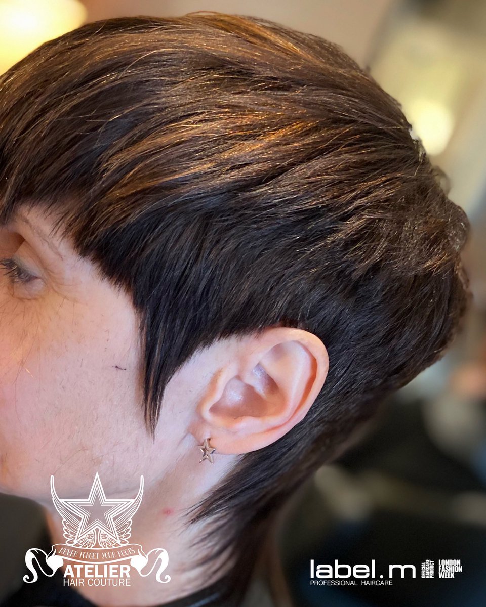 AtelierCarlisle's tweet photo. “Da Pixie Mullet”
#atelierhaircouture #atelierhaircarlisle #ahc #labelm #nealandwolfcolour @labelmusa @labelmuk @nealandwolf #colour #mullet #mullethaircut #restyle #trendled #trend #fashionweek #fashion #fashionable #carlisle #cumbria #hairstyle #shorthair #pixiecrop #pixiecut https://t.co/gPcdMXTZBr
