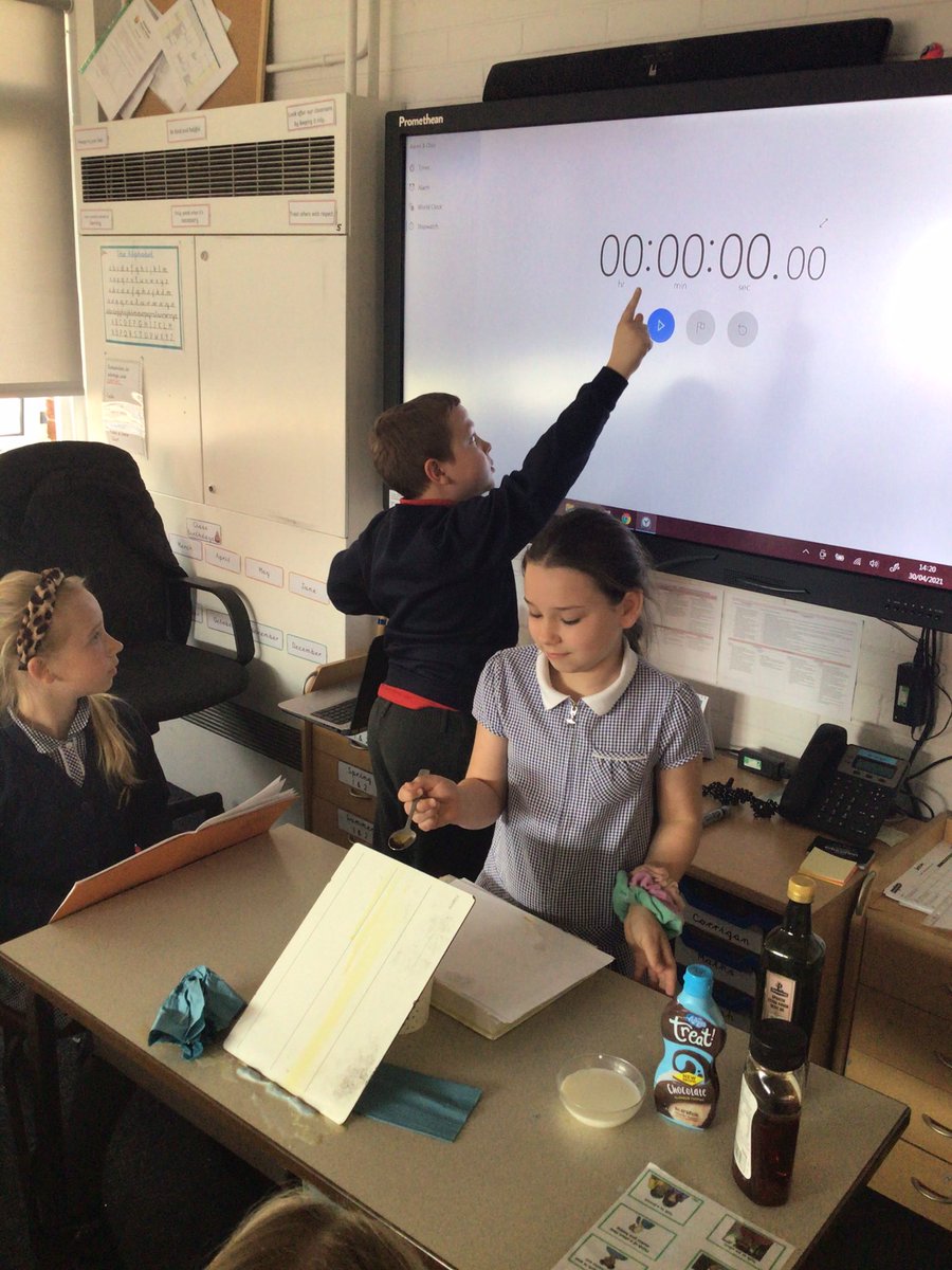 MrCorriganYear4's tweet photo. Science - States of Matter - Testing the viscosity of different liquids in a fair test!! 🧪 https://t.co/ONyX3tuY0h