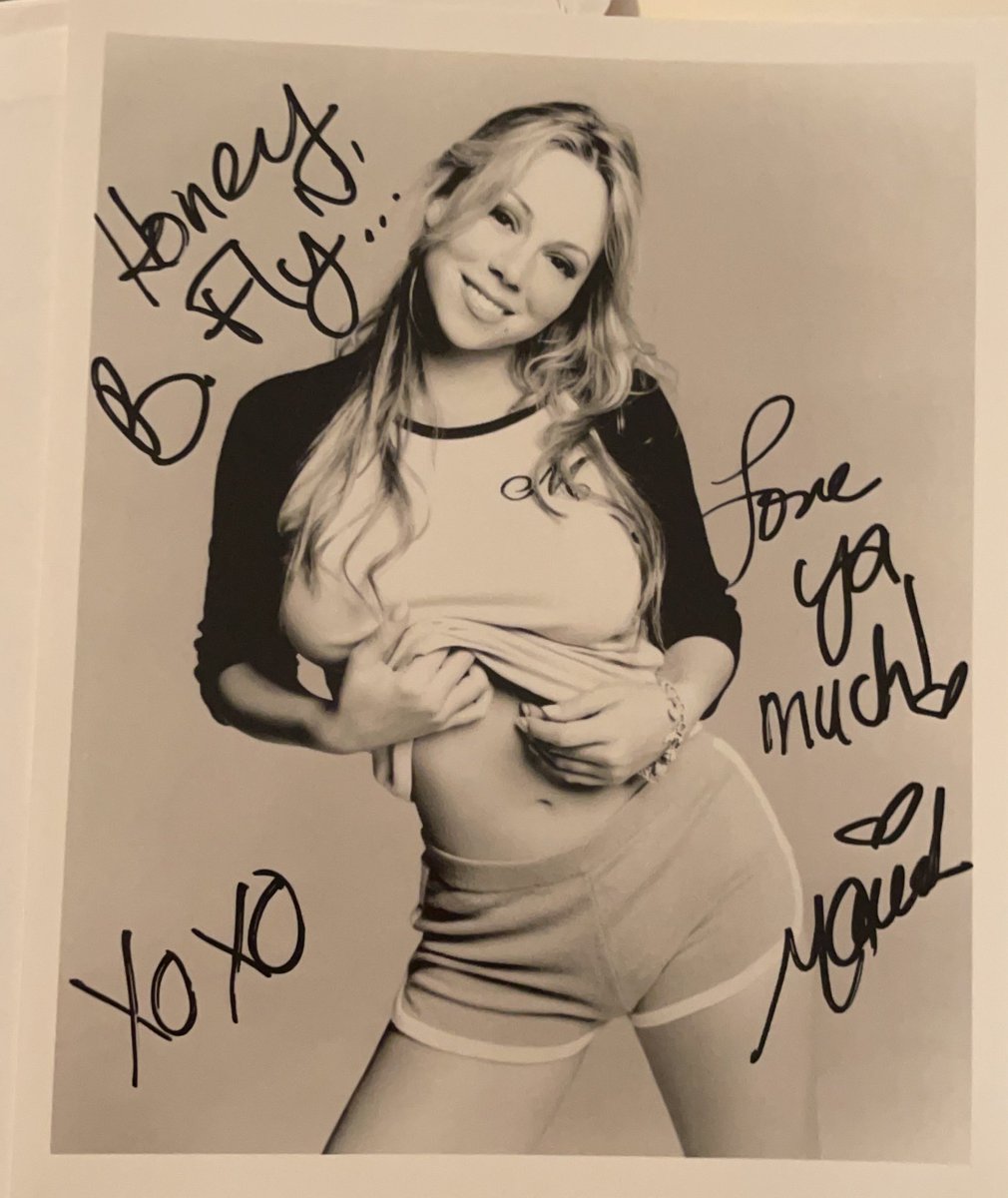 MariahDefender's tweet image. #HoneyBFly Mariah style
@MariahCarey #lambily archives 📸