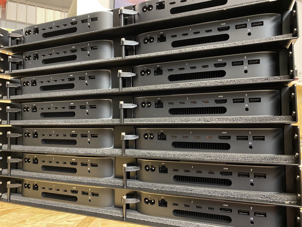 0x9ff's tweet image. Time to rack n roll! A way-overkill caching cluster #AppleAdmin #MacAdmin