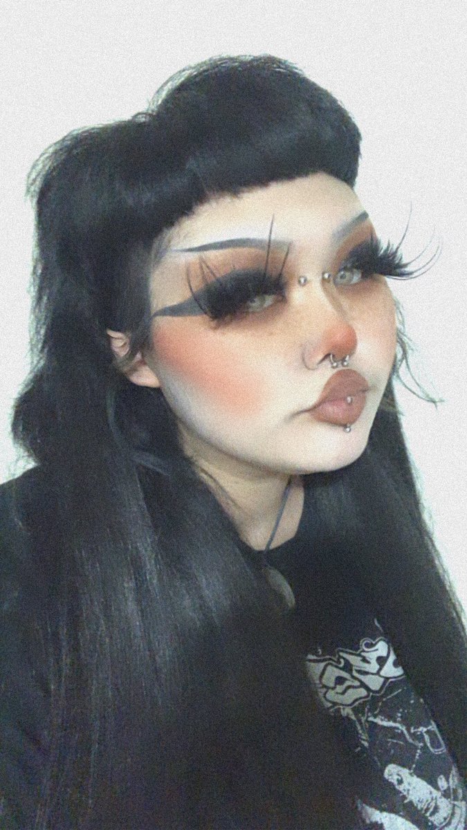 Love being Alaskan native &lt;3 I’m so beautiful