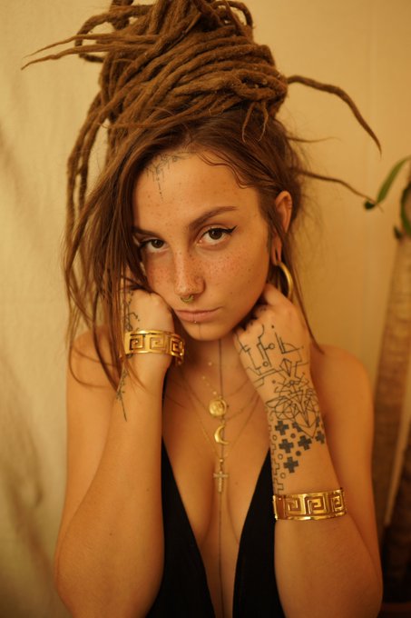 soy el agua que mata tu sed https://t.co/fQBE3FxHBY