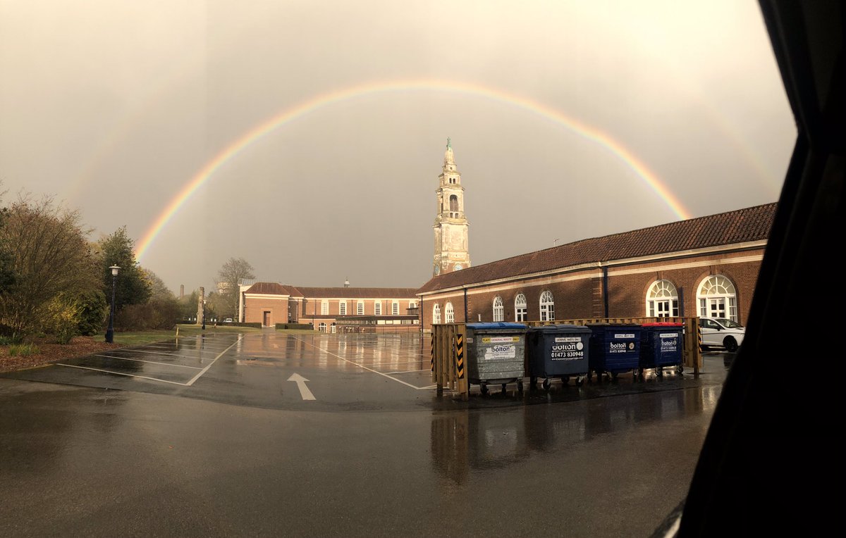 d_bellamy1's tweet photo. Beautiful rainbow over RHS @RHSSuffolk @royalhospitals1 https://t.co/1vnqaMJUud