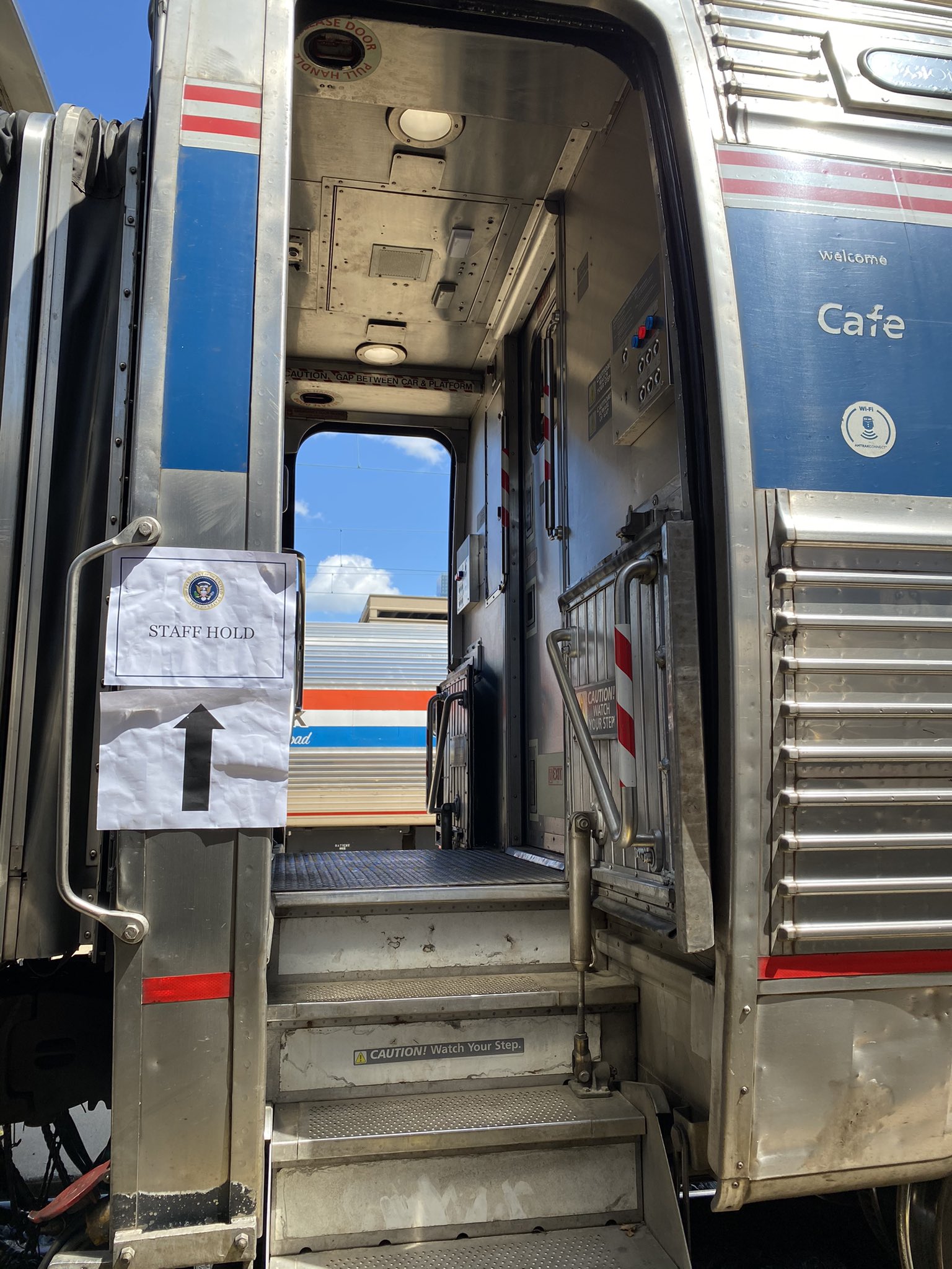 Kate Bedingfield on Twitter "Now THIS is a Biden event, folks.…