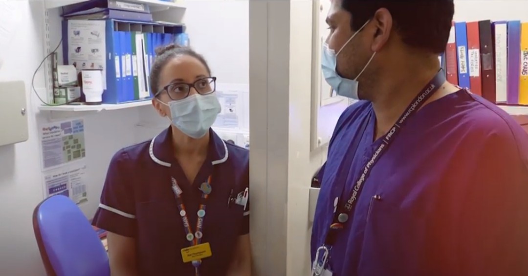 WHH ๐ฅ (@whhnhs) on Twitter photo Congratulations Mel Thompson, Ward Manager for A7 our first COVID-19 ward here at the hospitals. We are so proud of you. #WGlockdownheroes <a href="/warringtonnews/">Warrington Guardian</a> Congratulations Mel Thompson, Ward Manager for A7 our first COVID-19 ward here at the hospitals. We are so proud of you. #WGlockdownheroes <a href="/warringtonnews/">Warrington Guardian</a>