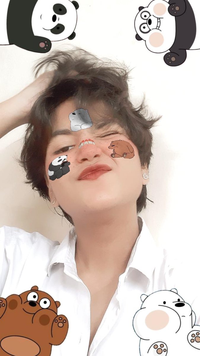 alwayzeight's tweet photo. We watch We Bear Bares together 🤪 

[ #POCSTAYWASHOUT #POCSSD @Stray_Kids ] https://t.co/XF7C5jj50s