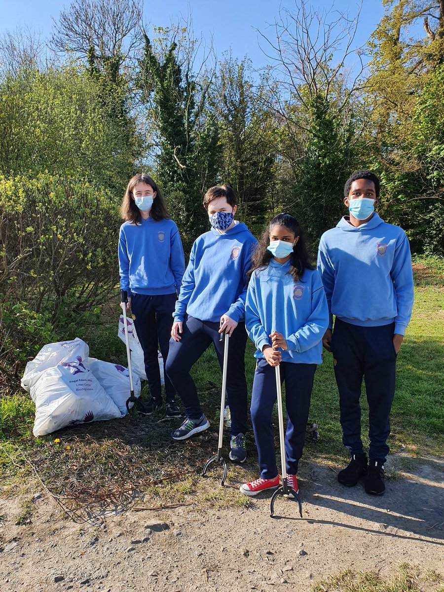 cpsetanta's tweet photo. Brilliant work from our TYs on their Community Work Week! Litter-picking for @Fingalcoco #adoptapatch  Creating a wildflower garden and mural in the courtyard, making mini movies for care homes @SunshineTVIrl and fundraising for @IWSie Water Safety. Great week's work guys! #brod https://t.co/lW3mvvpG32