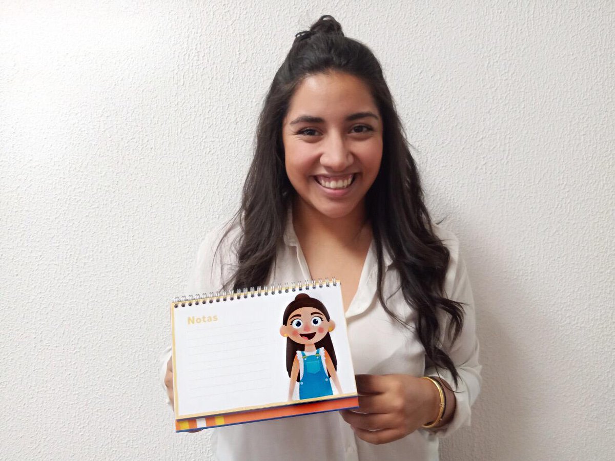 Magaly y Lucy parecen hermanas, y por la sonrisa que siempre porta, Anahí nos recuerda a Lupita 😁. #OnceNiñasYNiños