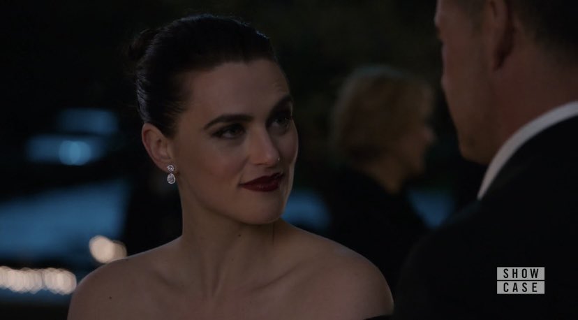 lena luthor in that sexc outfit from 3x12 a thread: