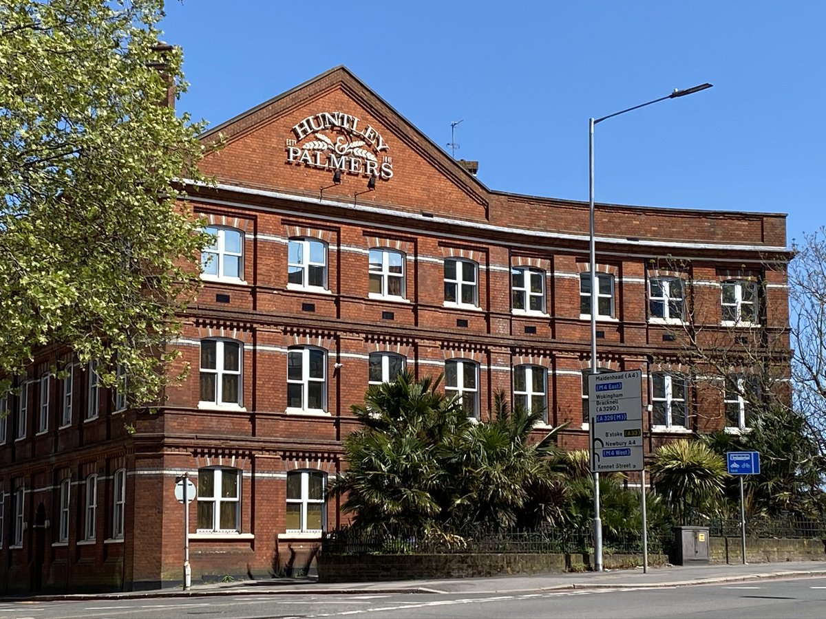 The Committee on Homosexual Offences and Prostitution, held in Reading, used this factory name as a euphemism: homosexuals were Huntleys, and prostitutes were Palmers. Designers also secretly incorporated a number of queer elements into the factory’s biscuit tins.