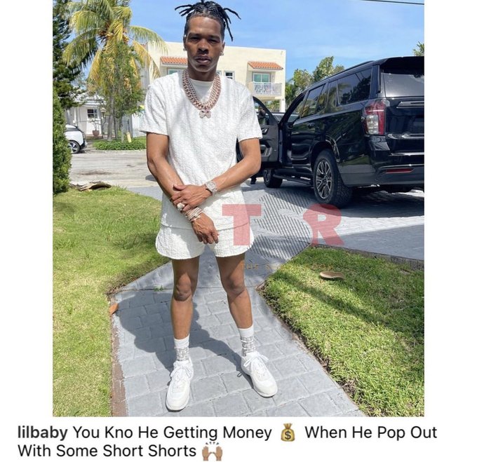 Nobody loves Lil Baby more than me but why does his right knee look like it&rsquo;s mad @ the length of his
