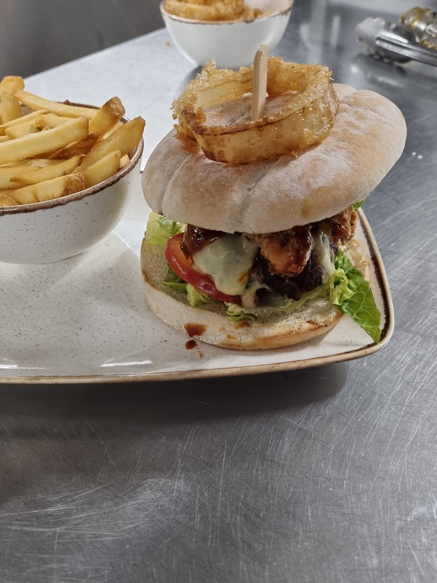 The Chequers (@thechequers1) on Twitter photo 