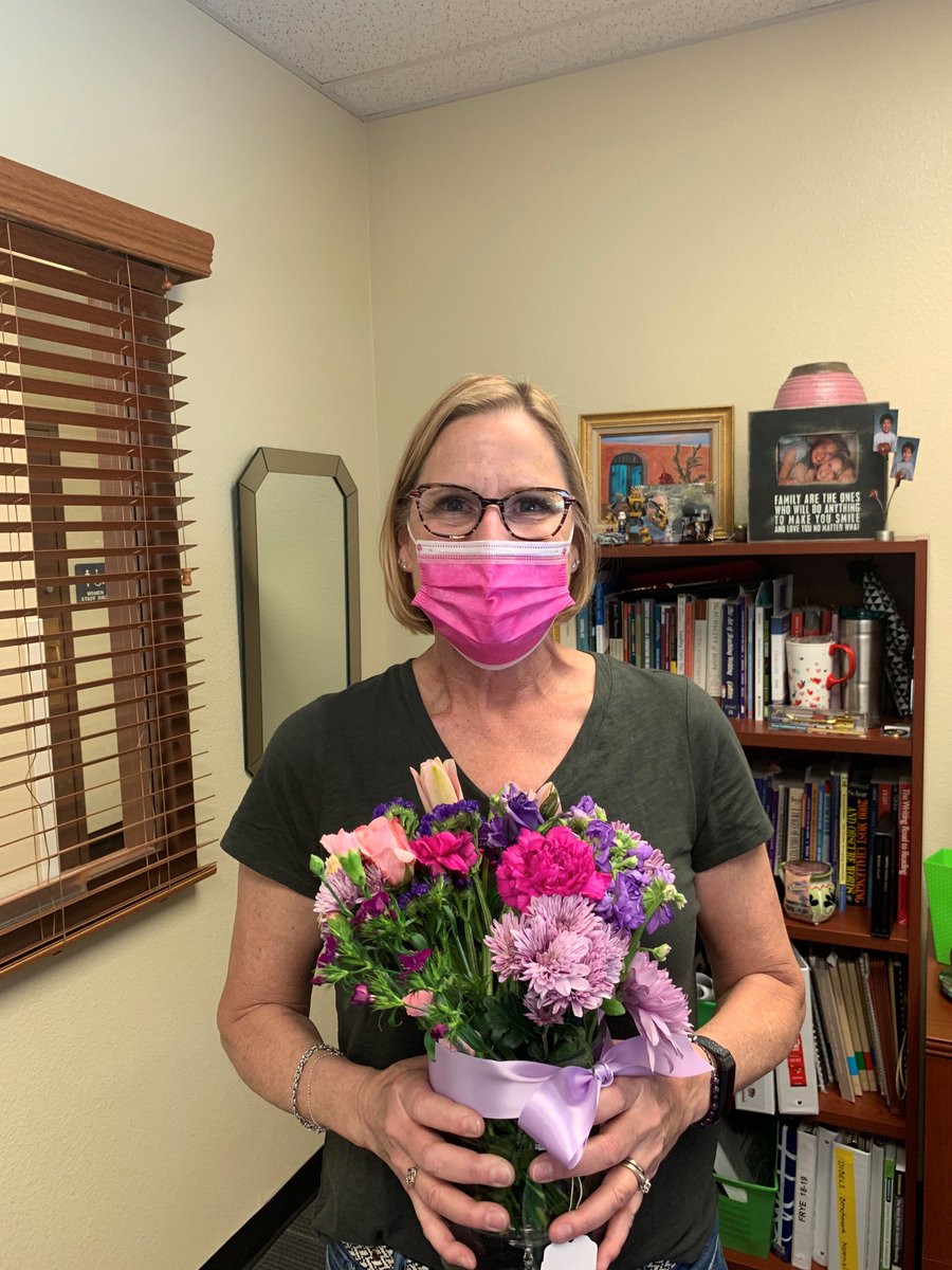 ChandlerUnified's tweet photo. Chamber Announces Education Winners: The @chandlerchamber surprised Heidi Gass from @FryeFalcons Elementary School with the 2021 Educator of the Year award yesterday. Sponsored by @northropgrumman Corporation. https://t.co/JGrEQvfTkF