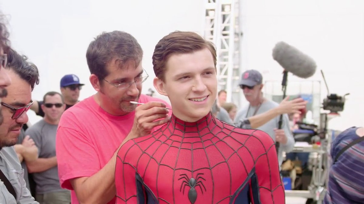 RT @spideysnews: Tom Holland as Spider-Man during the production of CAPTAIN AMERICA: CIVIL WAR. https://t.co/B5w7Sh4SRO