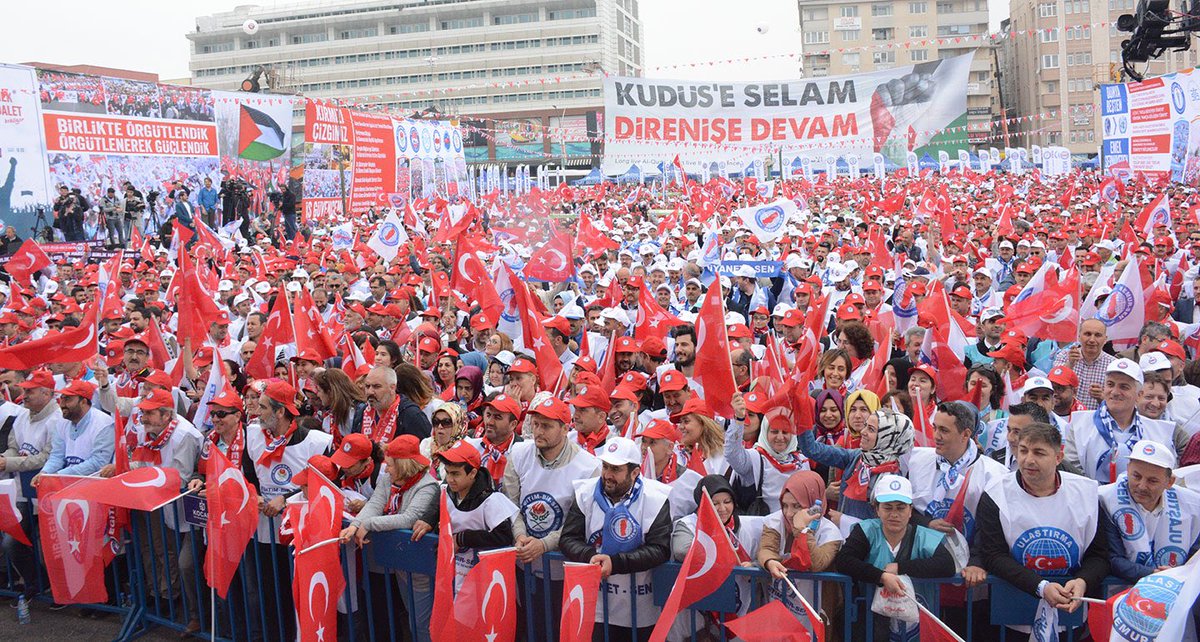 _aliyalcin_'s tweet photo. #1MayısMesajım 
Salgın bitecek
Meydanlar yine şenlenecek

Hak,emek,adalet mücadelemiz; sanalda,salonda,alanda,her ortamda devam eder,kesintiye uğramaz.

Sorunlar olabilir ama unutulmasın ki,umutlarımız/mücadele azmimiz sorunlardan daha büyüktür.

#MemurSen örgütlü/güçlü mücadele https://t.co/LQsakOV8BJ