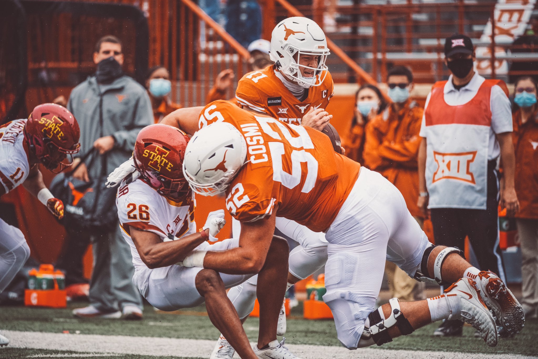 E0Q0zVlWUAAAuN4?format=jpg&name=large